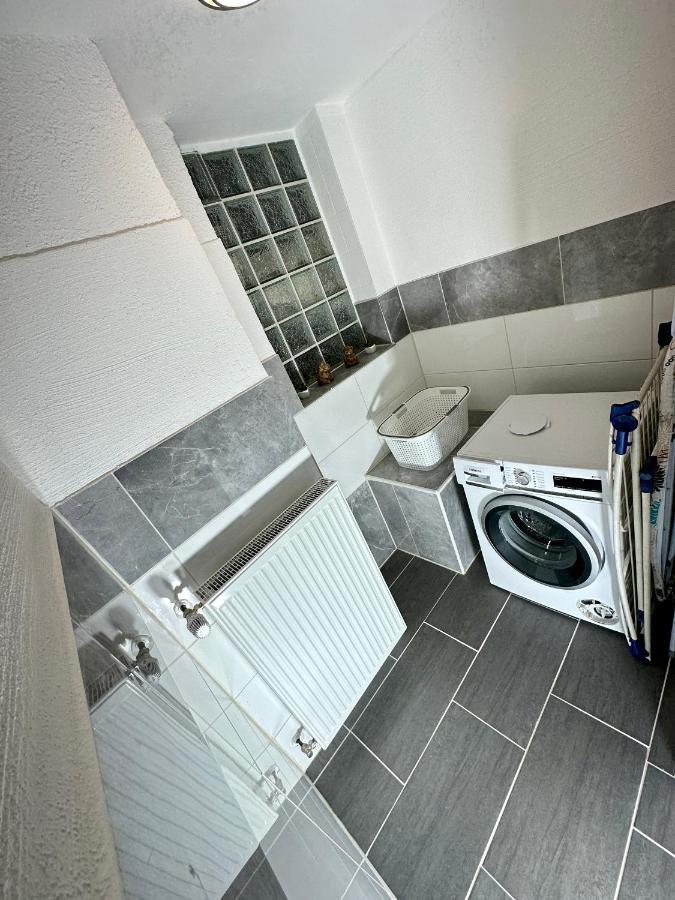 Apolo Apartment
